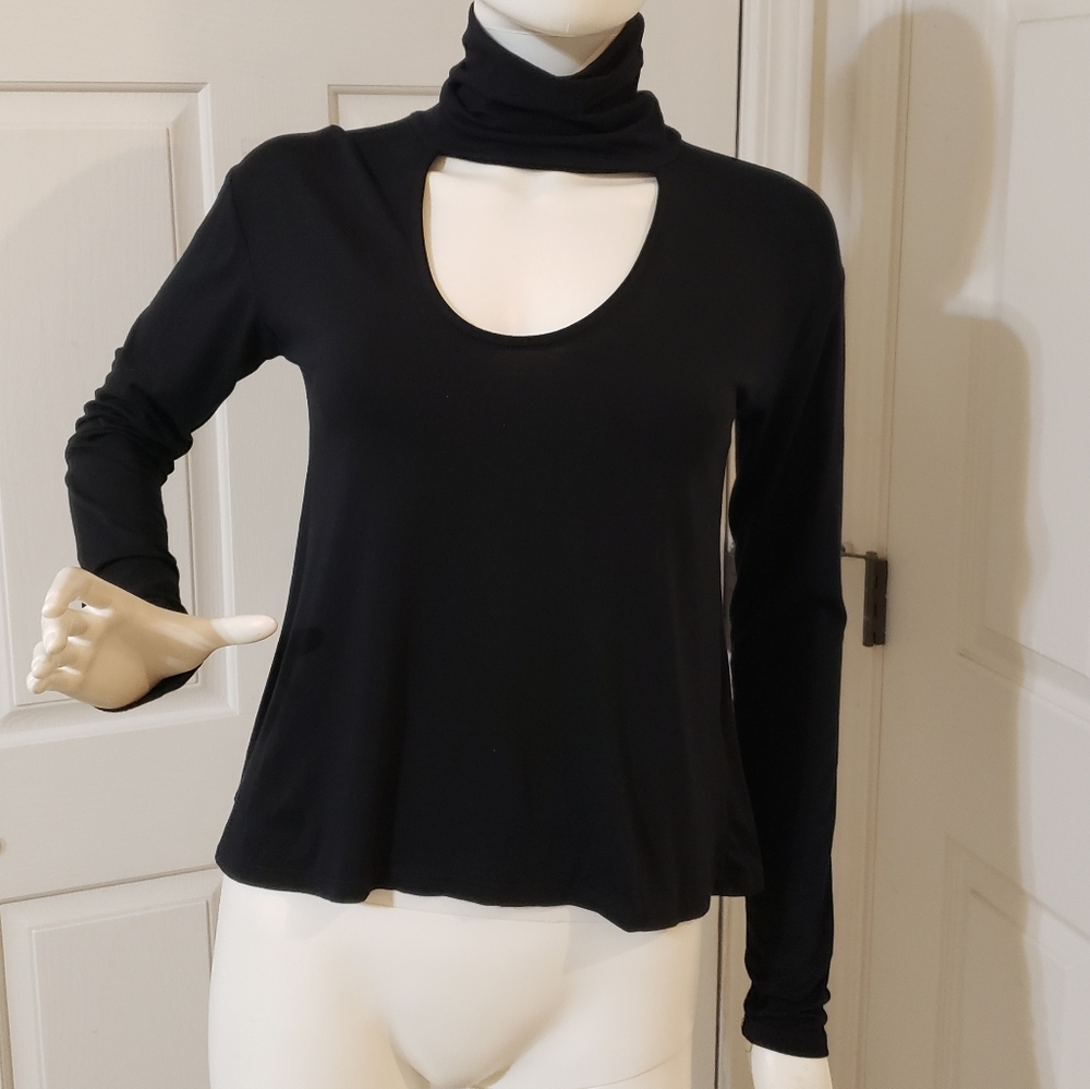 Stevietees Chic Black Cutout Turtleneck Long Sleeve Top